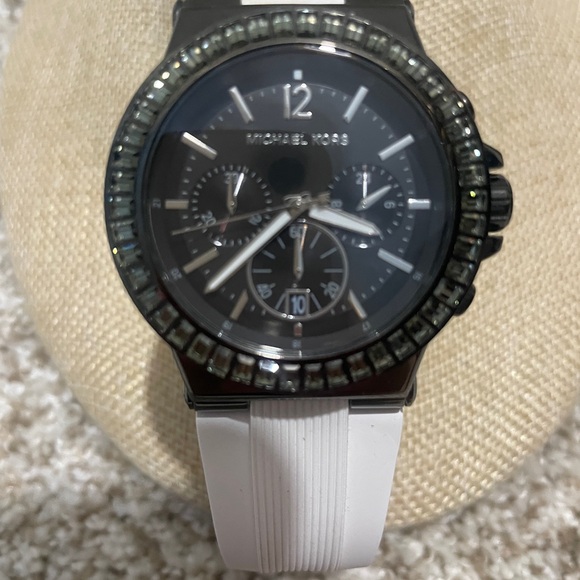 Michael Kors Black Dial White Strap Watch - Picture 1 of 7
